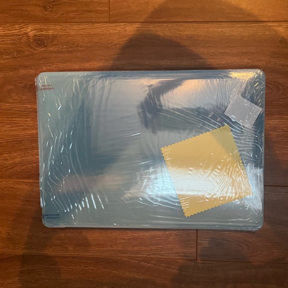 MacBook Air 13 inch Laptop Case - Picture 2 of 4